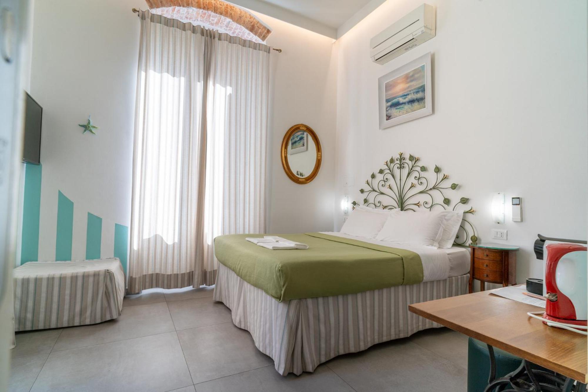 Teresa Rooms & Suites La Spezia Eksteriør billede