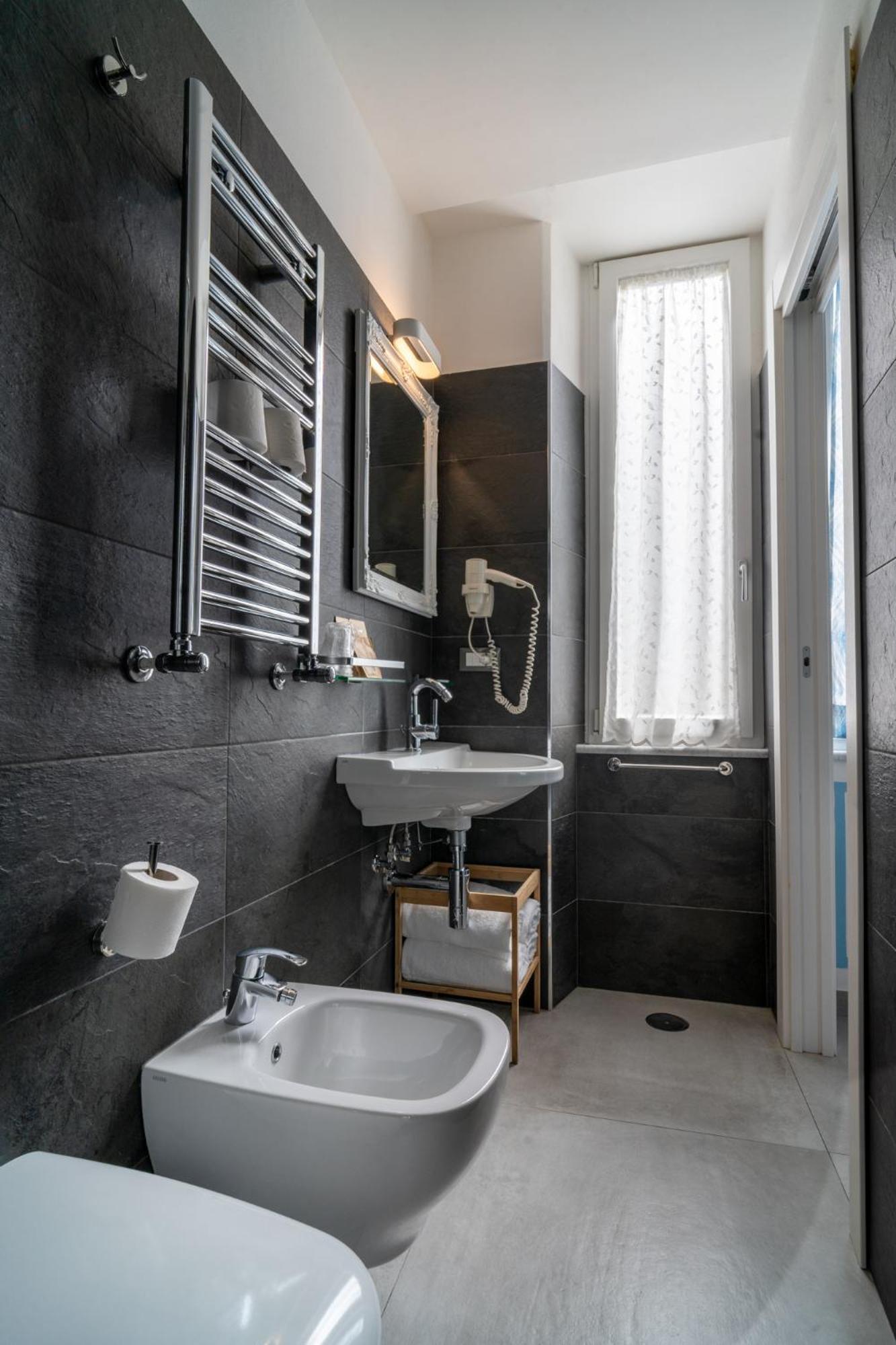 Teresa Rooms & Suites La Spezia Eksteriør billede