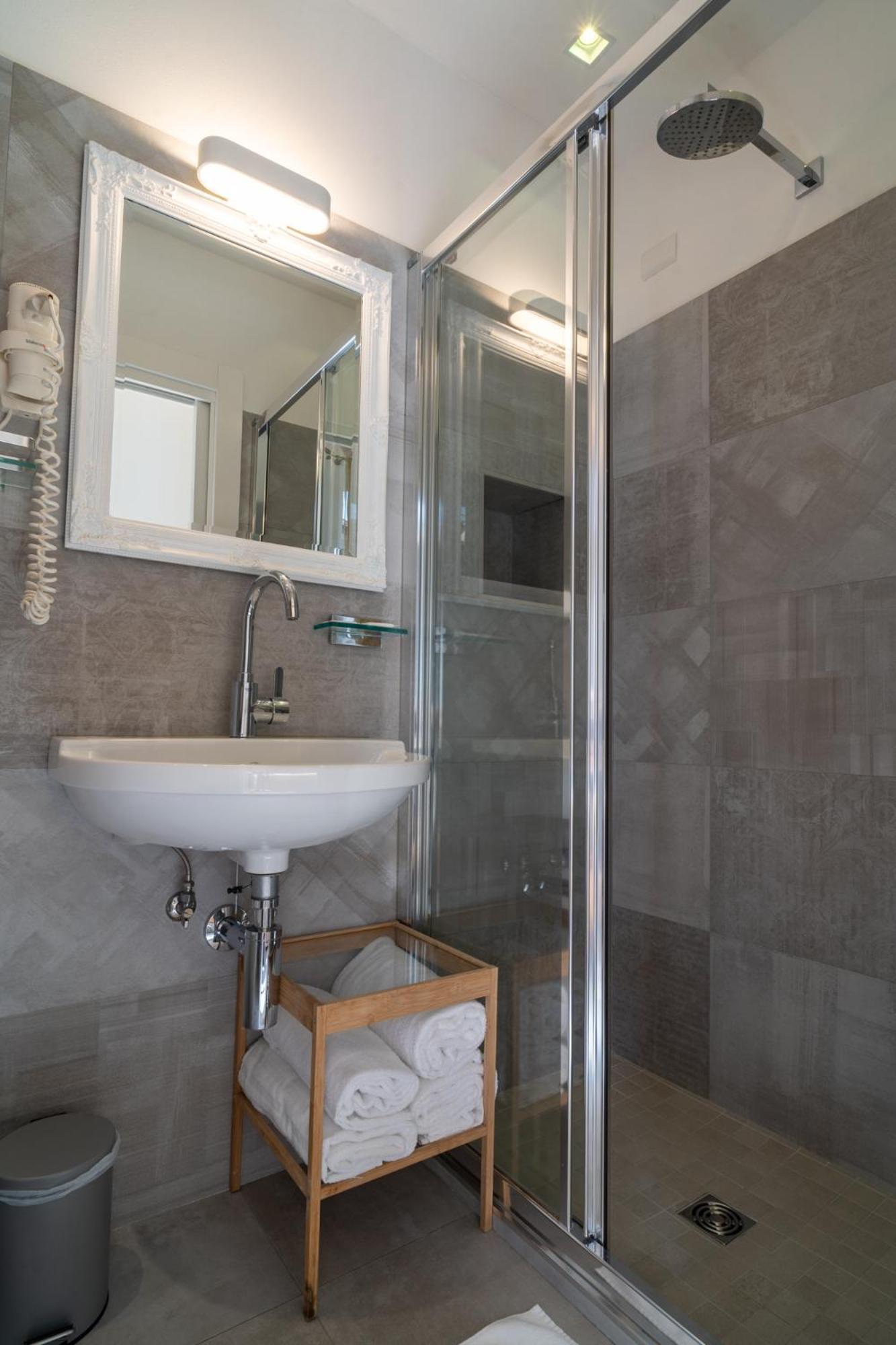 Teresa Rooms & Suites La Spezia Eksteriør billede