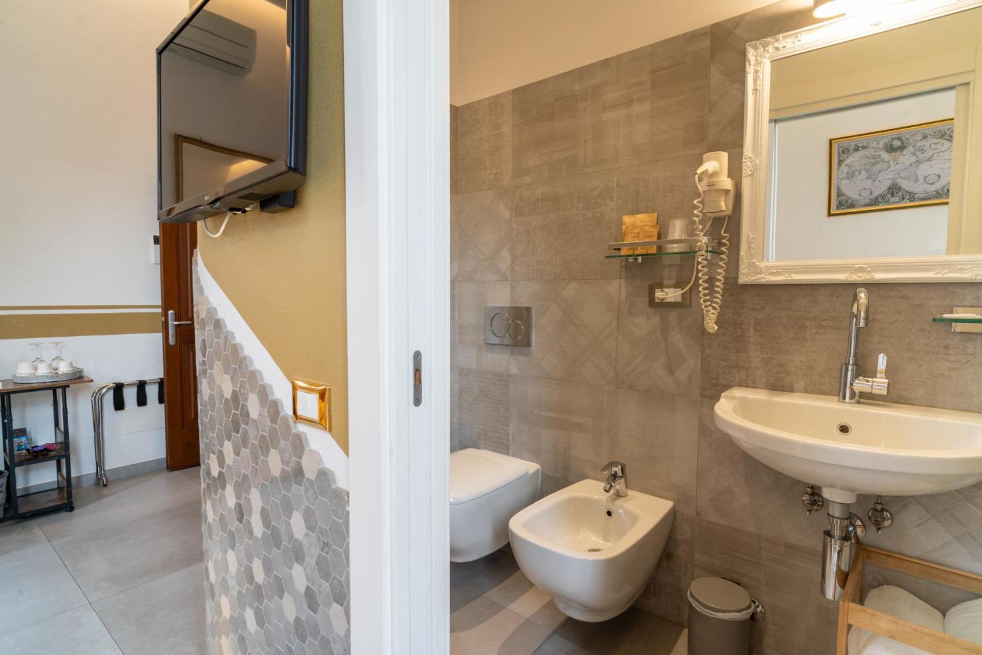 Teresa Rooms & Suites La Spezia Eksteriør billede